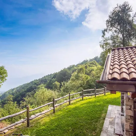 Ferienhaus Casetta Del Rio Stresa