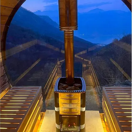 Holiday home Casetta Del Rio Stresa