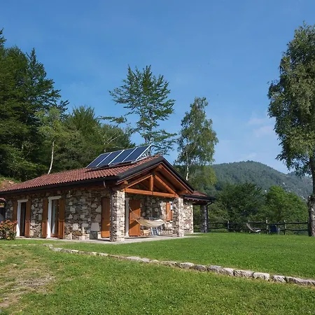 Casetta Del Rio Holiday home Stresa